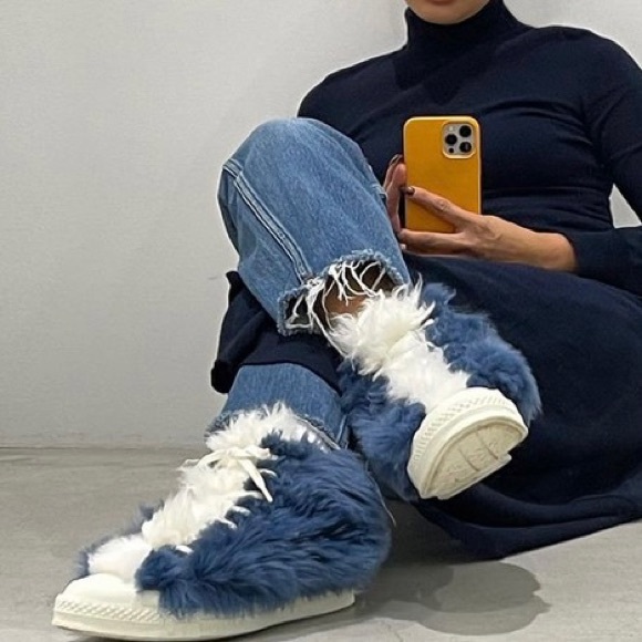 Converse x Ambush Chuck 70 Fuzzy High Navy White - Picture 2 of 14